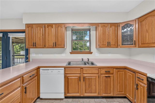40822 E 116th Street, Richmond, MO 64085