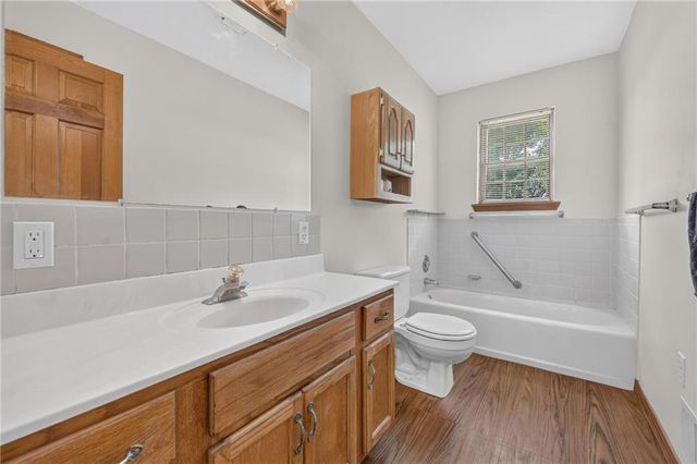 40822 E 116th Street, Richmond, MO 64085