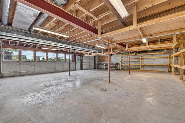 40822 E 116th Street, Richmond, MO 64085