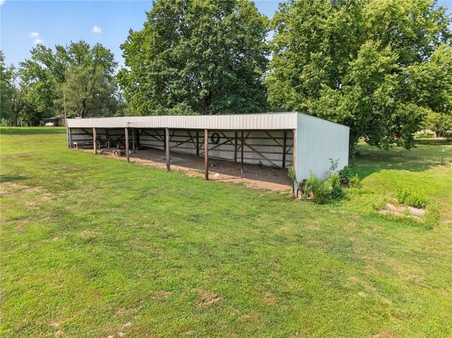 40822 E 116th Street, Richmond, MO 64085