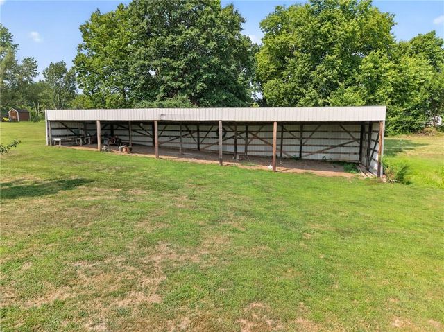 40822 E 116th Street, Richmond, MO 64085