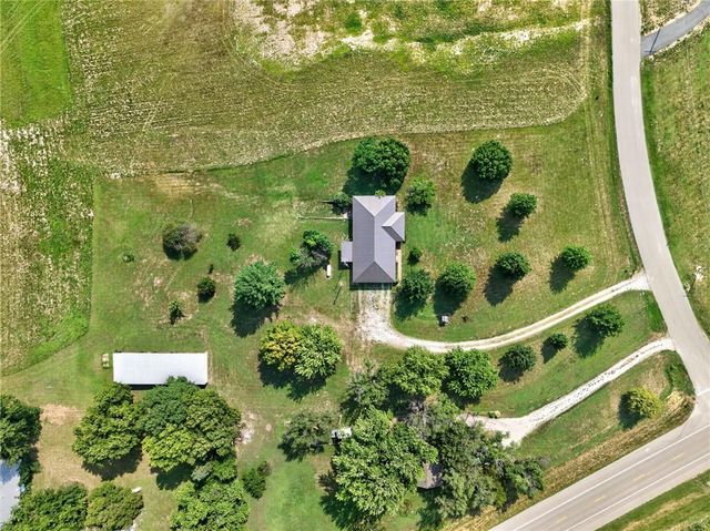 40822 E 116th Street, Richmond, MO 64085