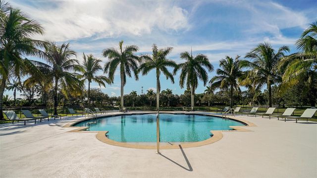 336 SE VIA SANGRO, Port St Lucie, FL 34952