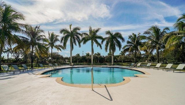 336 SE VIA SANGRO, Port St Lucie, FL 34952