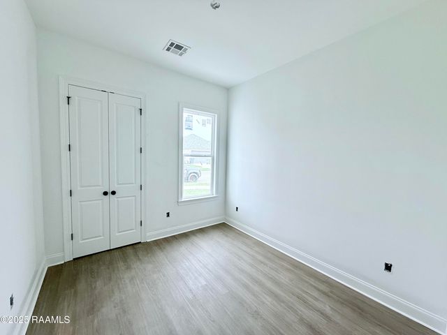 230 Berchman Oaks Drive, Lafayette, LA 70506