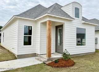 230 Berchman Oaks Drive, Lafayette, LA 70506