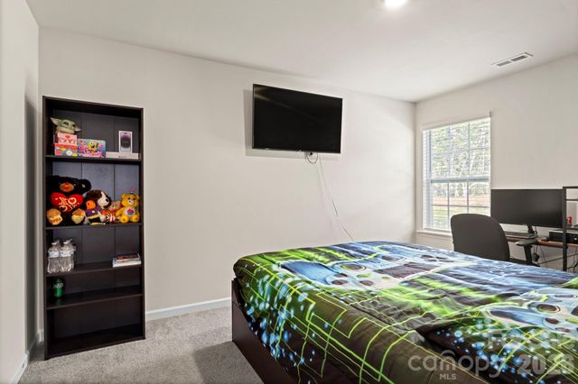 1331 Mifflin Lane, Dallas, NC 28034