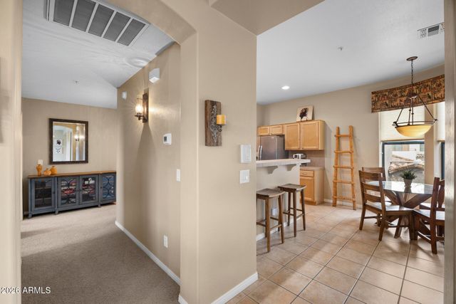 19550 N GRAYHAWK Drive 2063, Scottsdale, AZ 85255