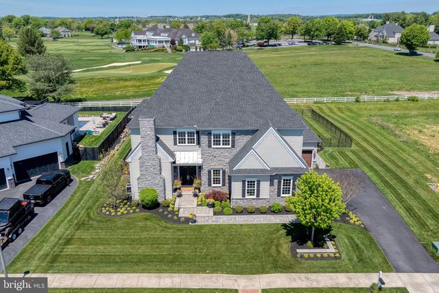 685 FLEETWOOD DR, Lititz, PA 17543