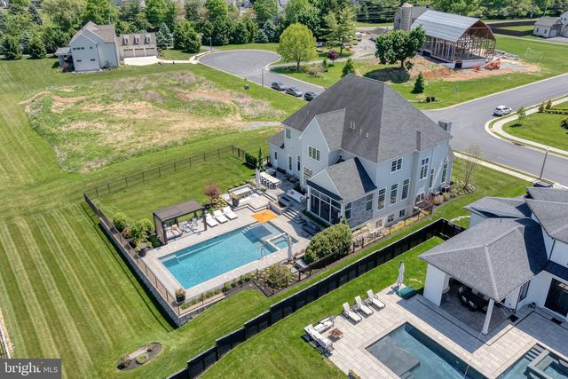 685 FLEETWOOD DR, Lititz, PA 17543