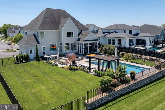685 FLEETWOOD DR, Lititz, PA 17543
