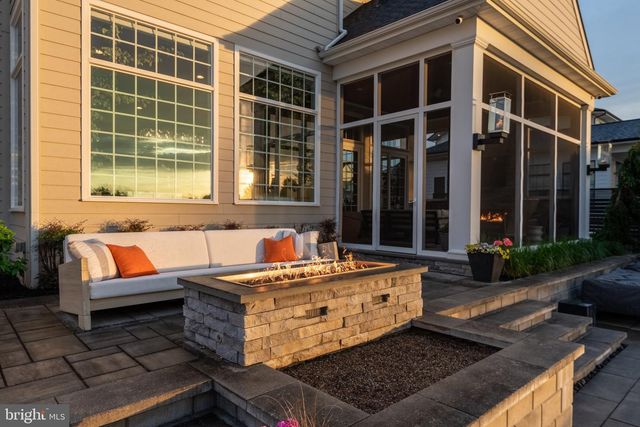 685 FLEETWOOD DR, Lititz, PA 17543