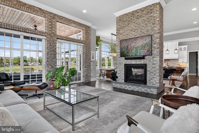 685 FLEETWOOD DR, Lititz, PA 17543