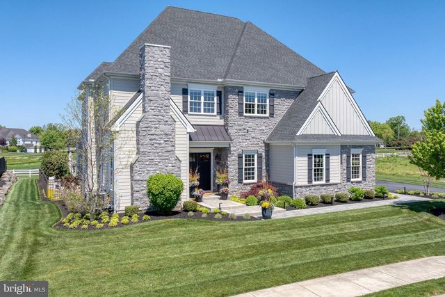 685 FLEETWOOD DR, Lititz, PA 17543