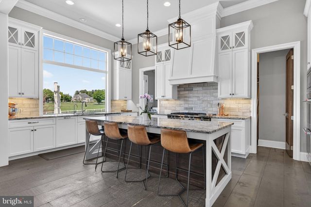 685 FLEETWOOD DR, Lititz, PA 17543