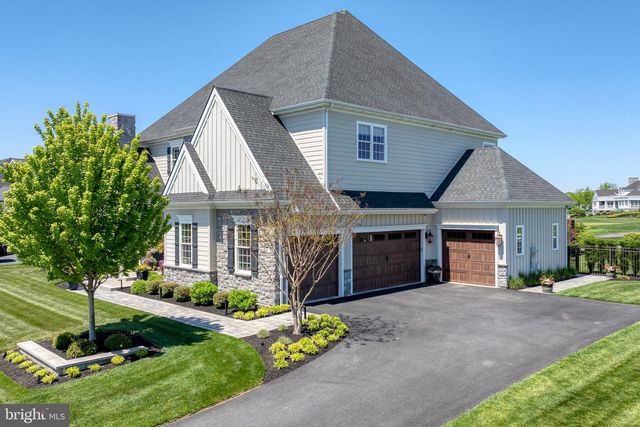 685 FLEETWOOD DR, Lititz, PA 17543