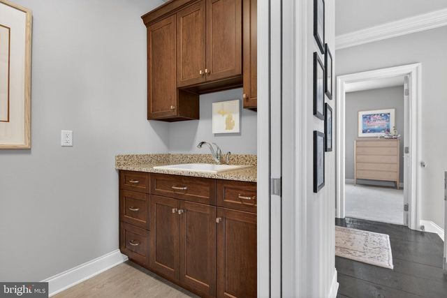 685 FLEETWOOD DR, Lititz, PA 17543