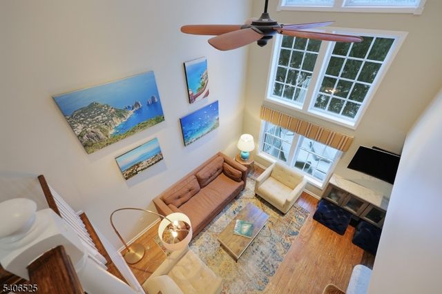 18 Birchwood Ln, North Haledon Boro, NJ 07508