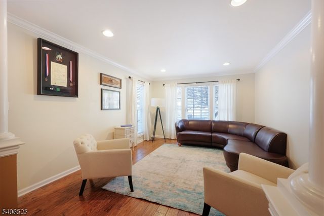 18 Birchwood Ln, North Haledon Boro, NJ 07508