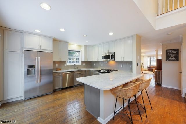 18 Birchwood Ln, North Haledon Boro, NJ 07508