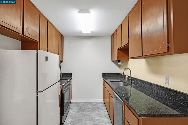 5020 Valley Crest Dr 110, Concord, CA 94521