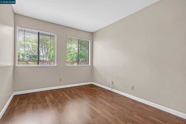 5020 Valley Crest Dr 110, Concord, CA 94521