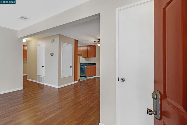 5020 Valley Crest Dr 110, Concord, CA 94521