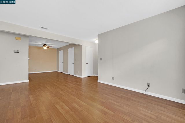 5020 Valley Crest Dr 110, Concord, CA 94521