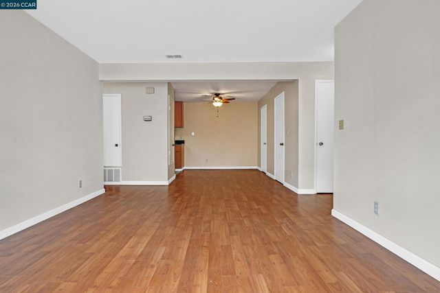 5020 Valley Crest Dr 110, Concord, CA 94521