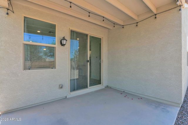 1012 W CANYONLANDS Court, San Tan Valley, AZ 85140