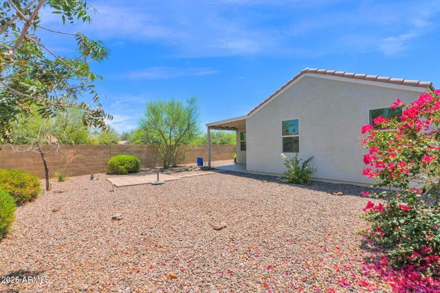 1012 W CANYONLANDS Court, San Tan Valley, AZ 85140