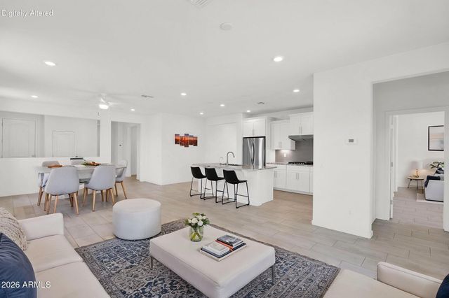 1012 W CANYONLANDS Court, San Tan Valley, AZ 85140
