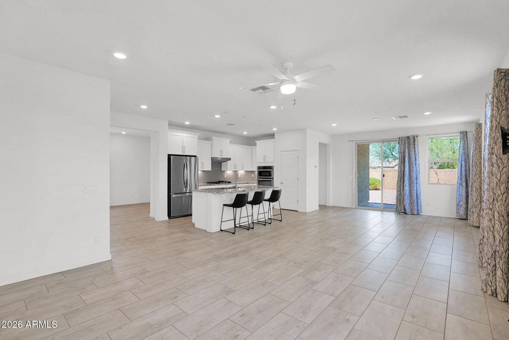 1012 W CANYONLANDS Court, San Tan Valley, AZ 85140 — photo 4