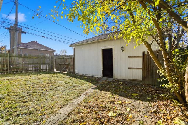 2315 California Avenue, Fort Wayne, IN 46805