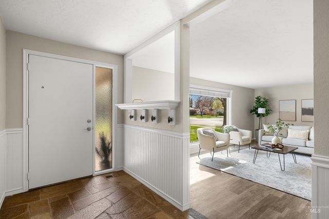 747 Spyglass Way, Eagle, ID 83616