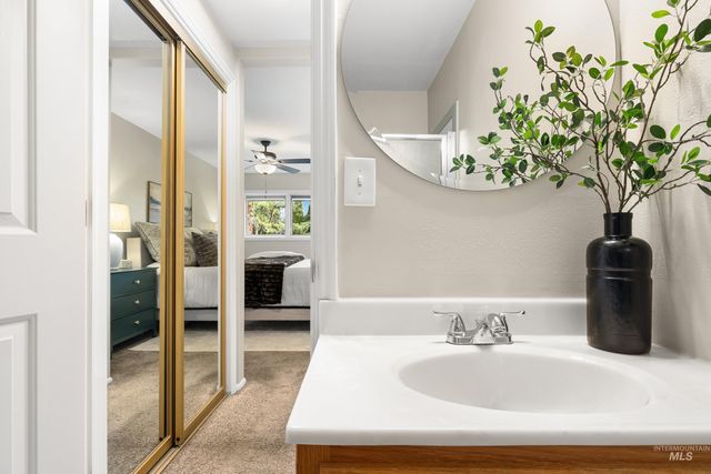 747 Spyglass Way, Eagle, ID 83616