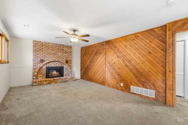 747 Spyglass Way, Eagle, ID 83616