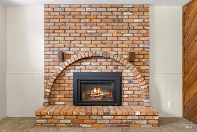 747 Spyglass Way, Eagle, ID 83616