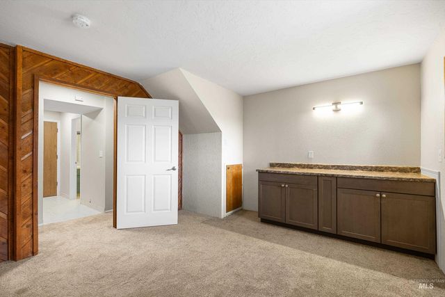 747 Spyglass Way, Eagle, ID 83616