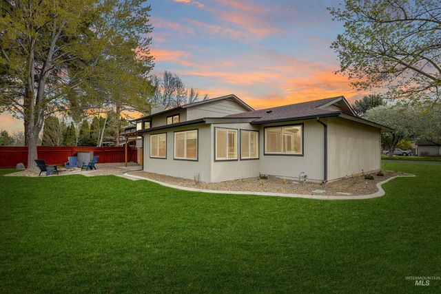 747 Spyglass Way, Eagle, ID 83616