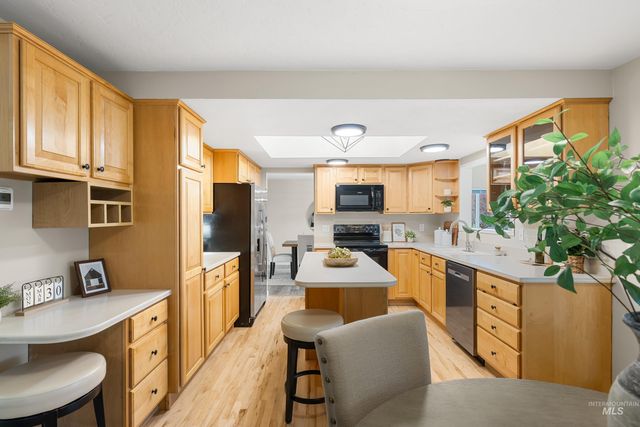 747 Spyglass Way, Eagle, ID 83616