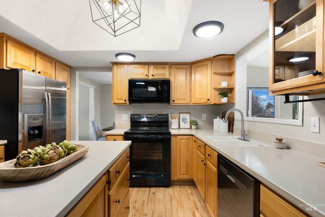 747 Spyglass Way, Eagle, ID 83616