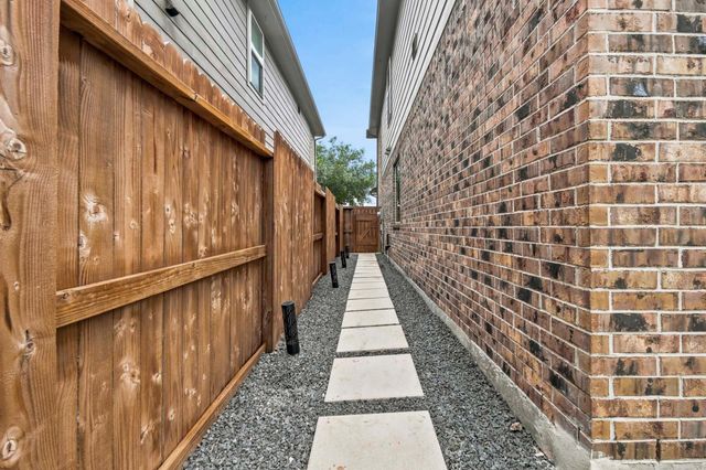 2715 Parker Oak Pass, Missouri City, TX 77459