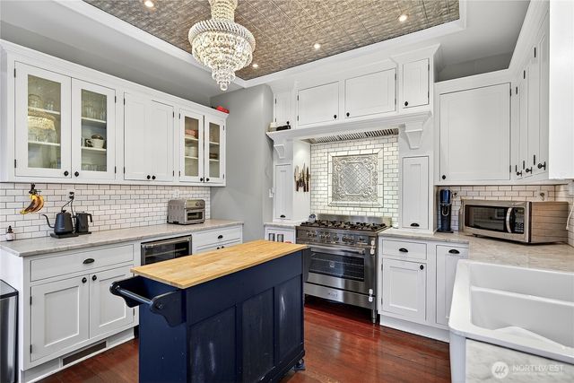 2120 12th Street, Anacortes, WA 98221