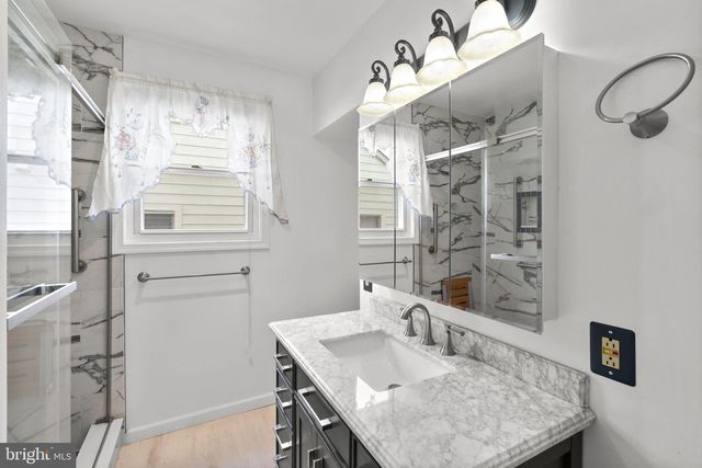 4407 HOOPER AVE, Baltimore, MD 21229