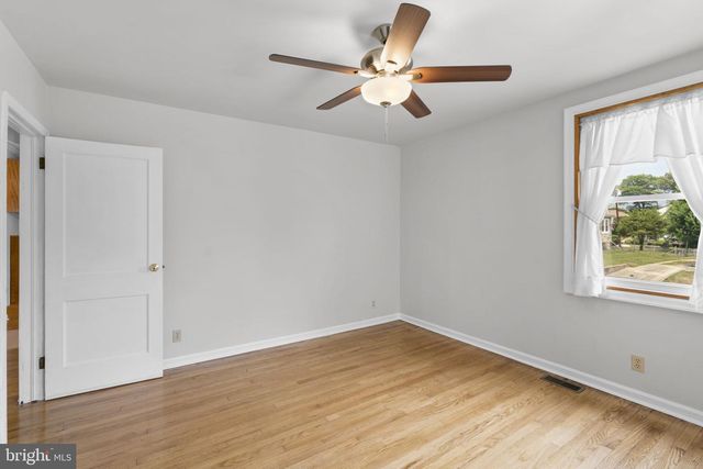 4407 HOOPER AVE, Baltimore, MD 21229