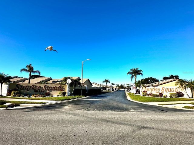 4749 SUNNY LOOP 4749, Holiday, FL 34690