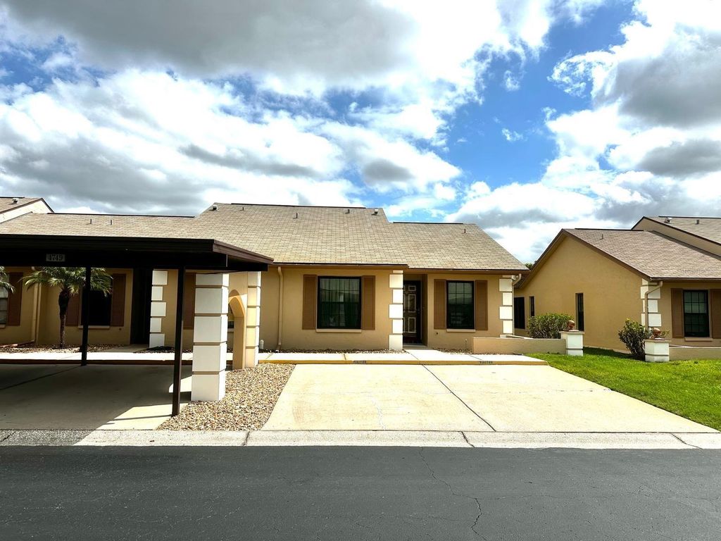 4749 SUNNY LOOP 4749, Holiday, FL 34690