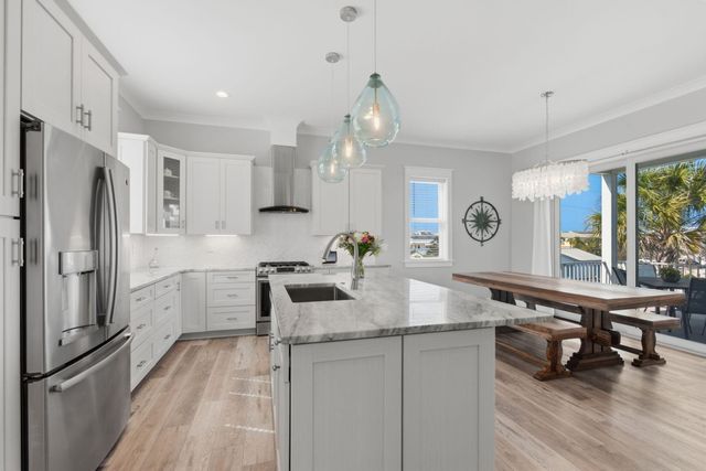 11 Abbey Road, Santa Rosa Beach, FL 32459