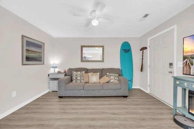 815 N Waccamaw Dr Unit 8, Murrells Inlet, SC 29576